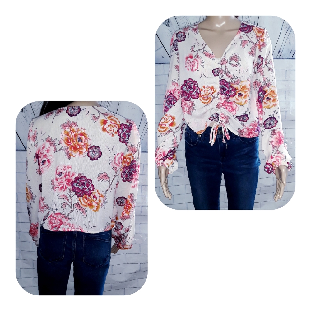 Floral top - Picture 1 of 3